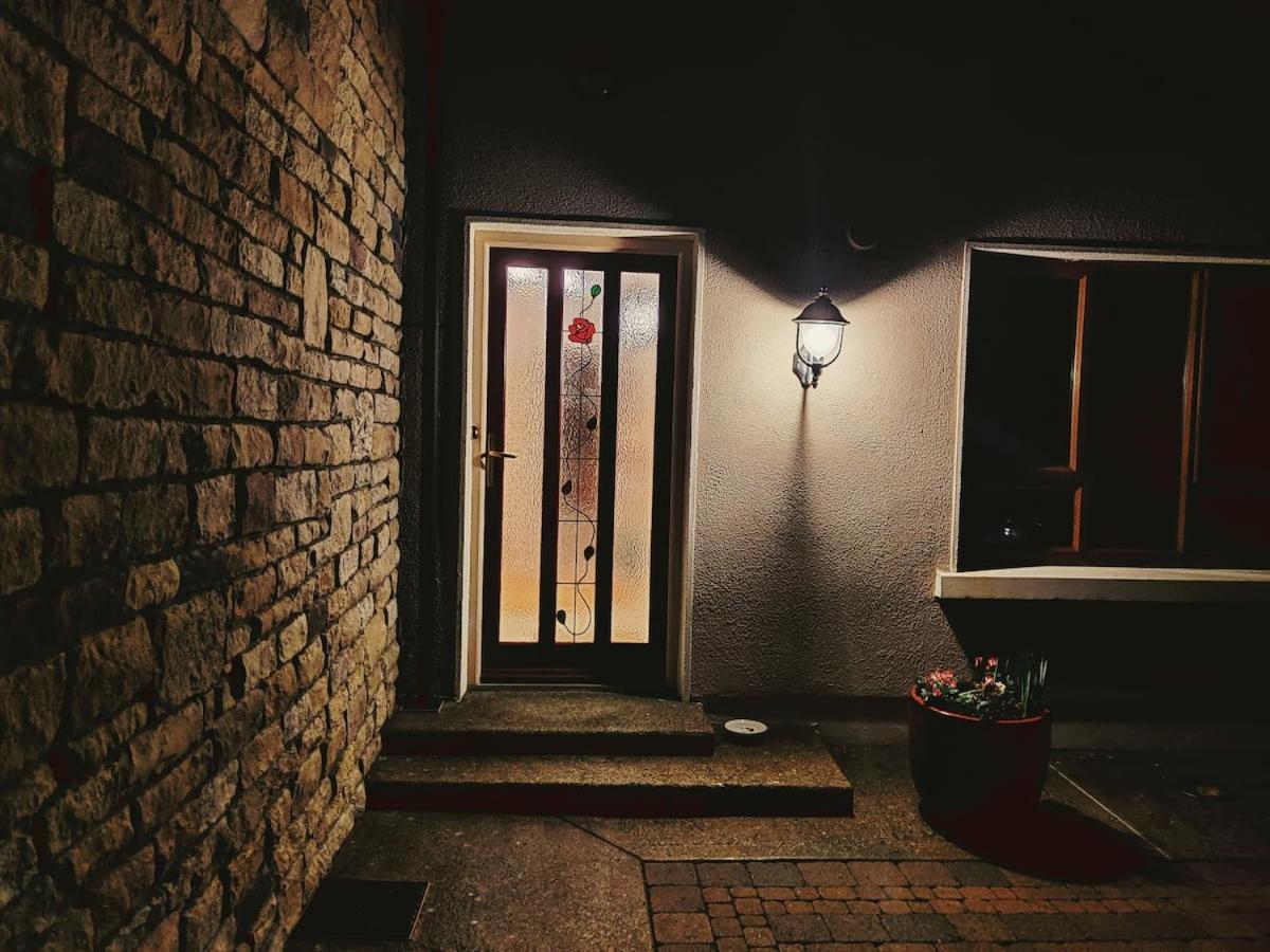 'Senan' Luxury Double Room Фоксфорд Екстериор снимка